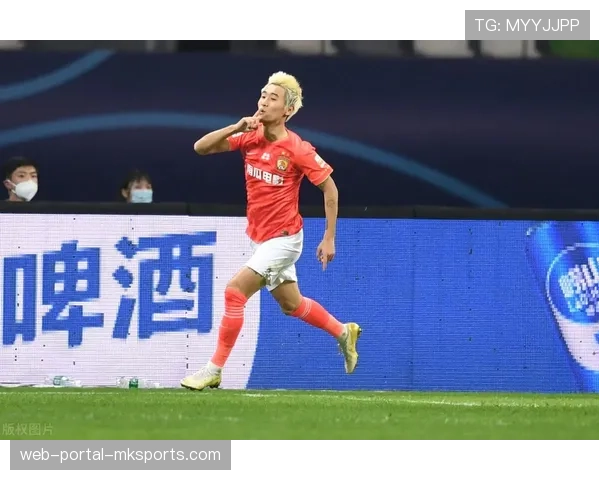 聚焦：布莱顿小将埃文-弗格森成为本赛季本土射手王