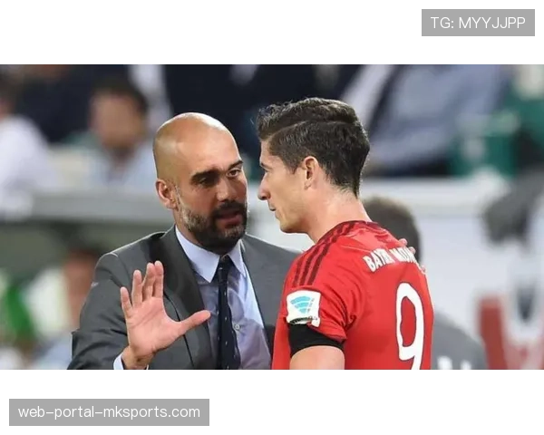 巴萨客战塞尔塔，莱万多夫斯基赛前训练中疑似肌肉不适